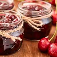 مربای آلبالو خوش عطر وطعم