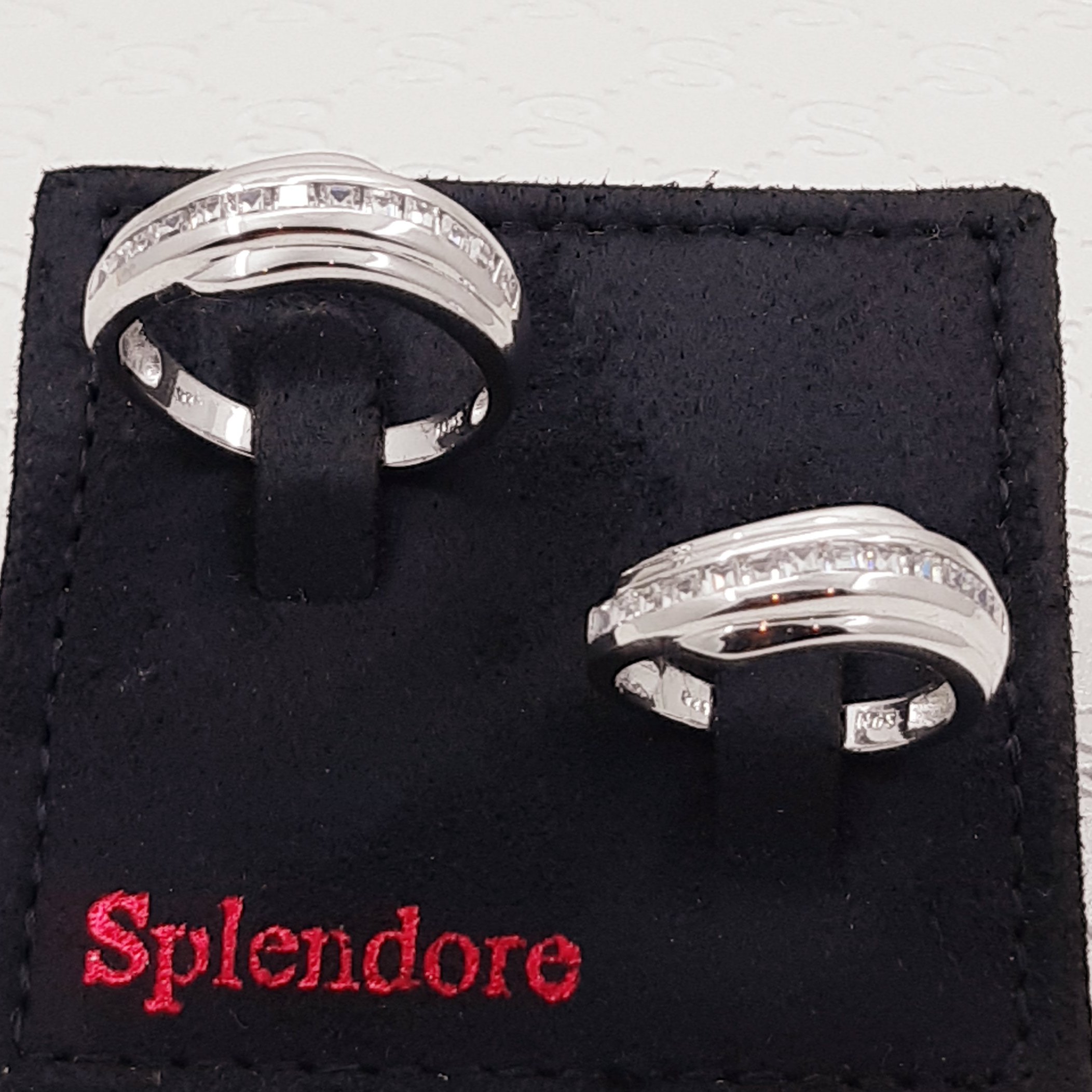 حلقه ست نقره با آبکاری طلا سفید( رودیوم ).