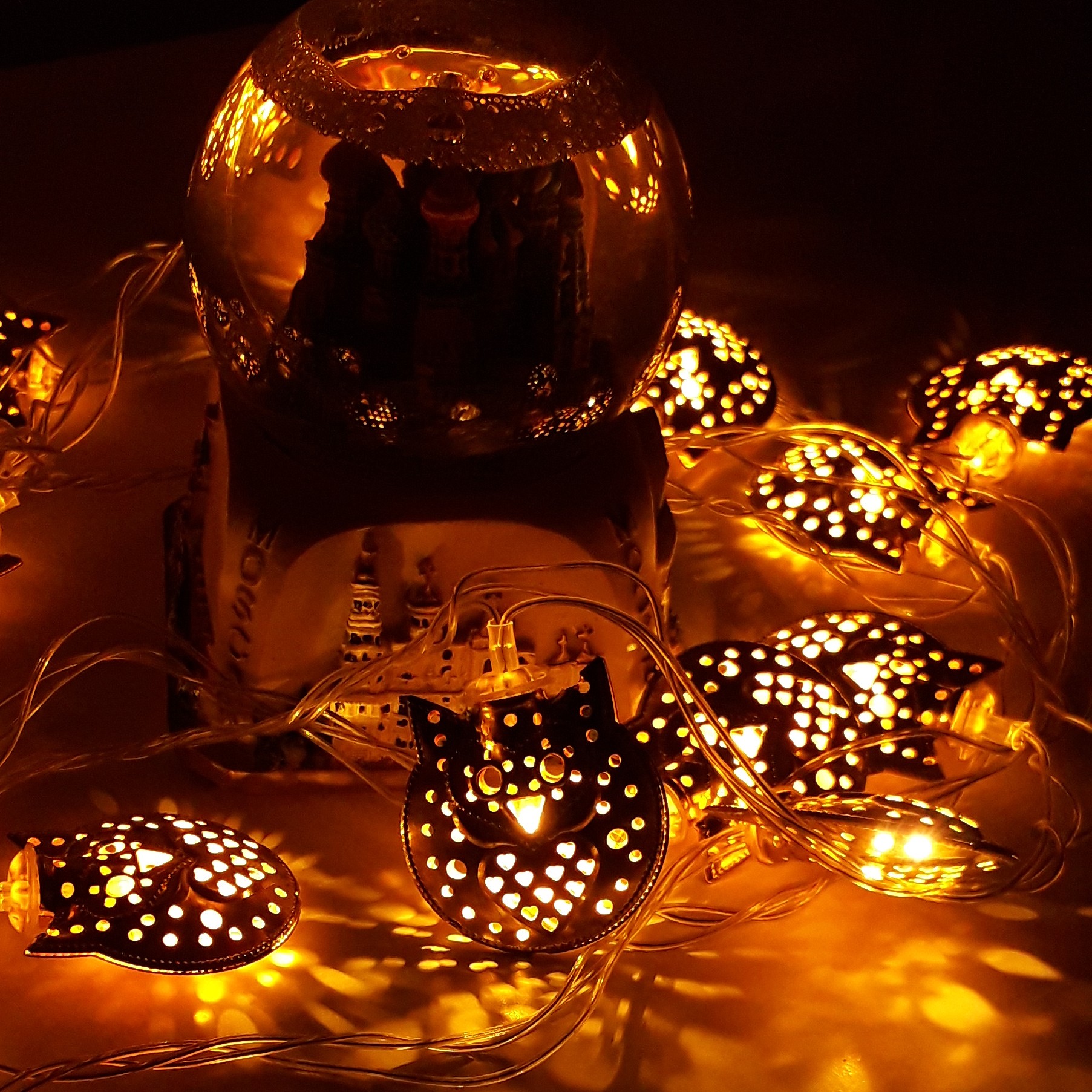 ریسه LED طرح جغد   فلزی طلایی رنگ 3متری  و دارای 20 لامپ LED