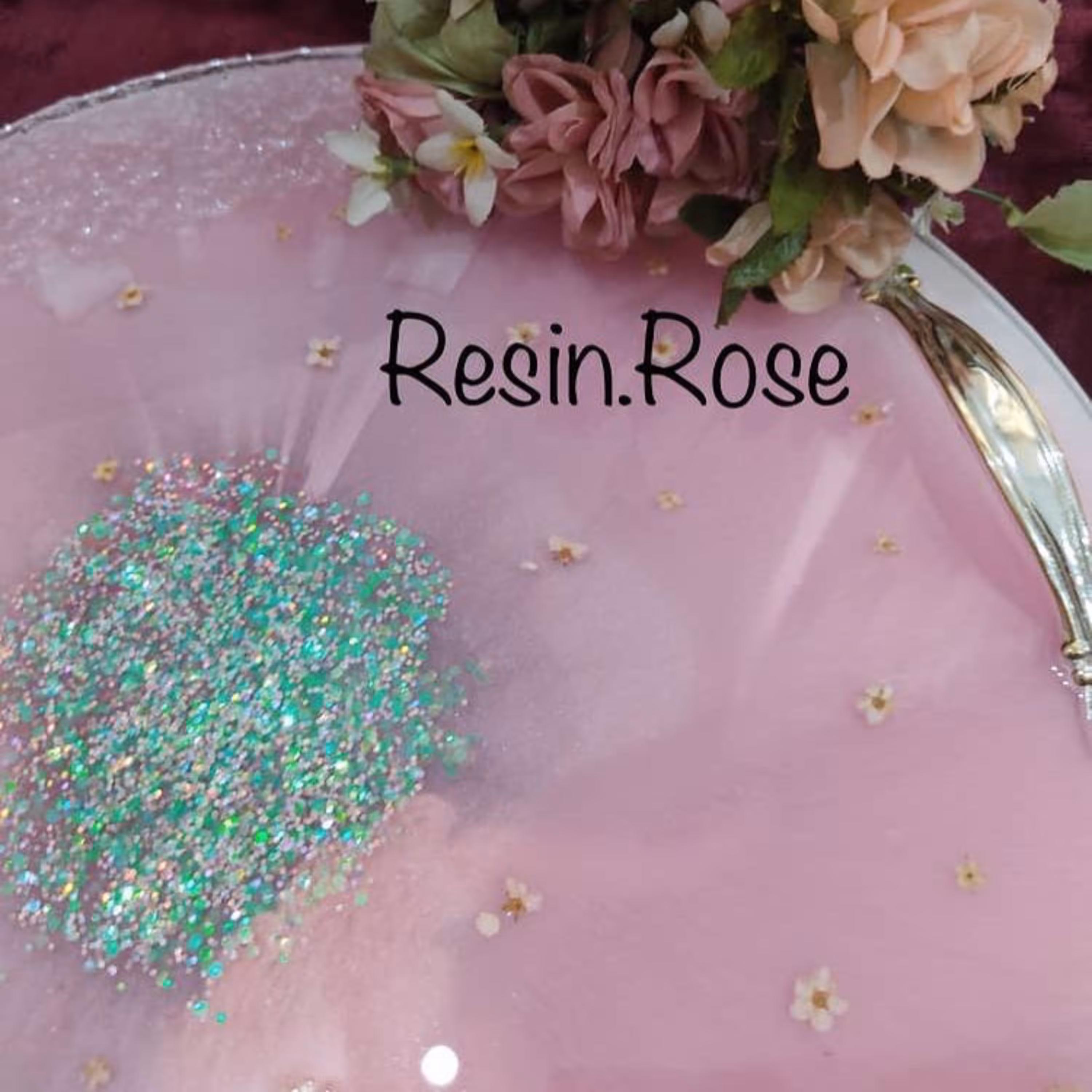 سینی رزینی گرد به قطر35 سانتیمتر صورتی