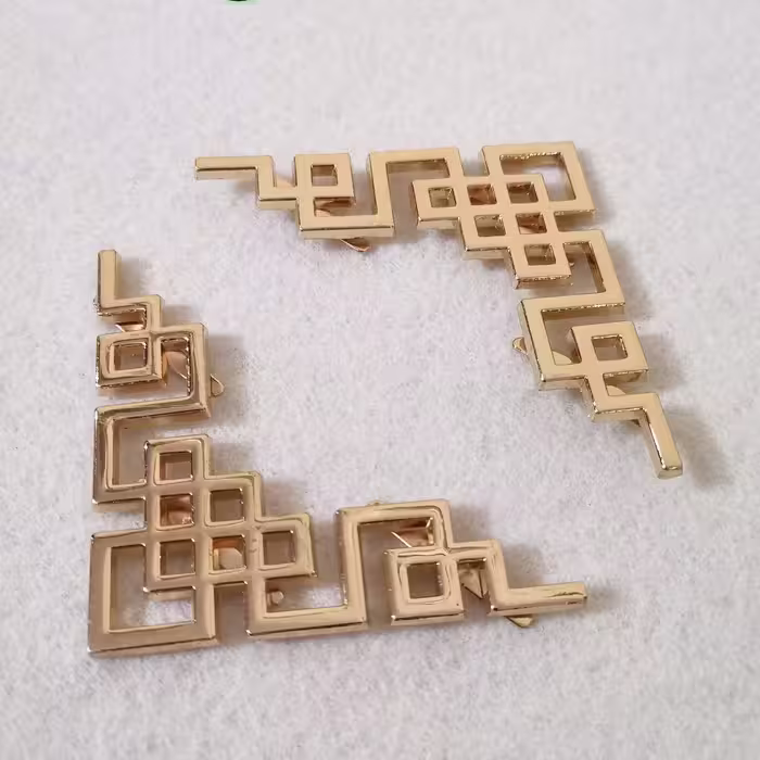 گوشه کیف پایه دار