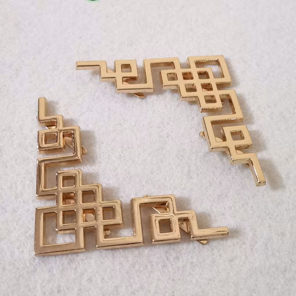 گوشه کیف پایه دار