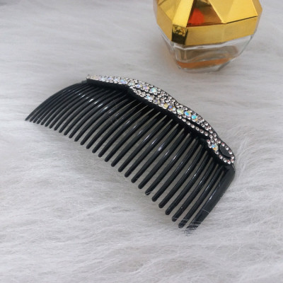 شانه زلفی نگین داربزرگ مجلسی