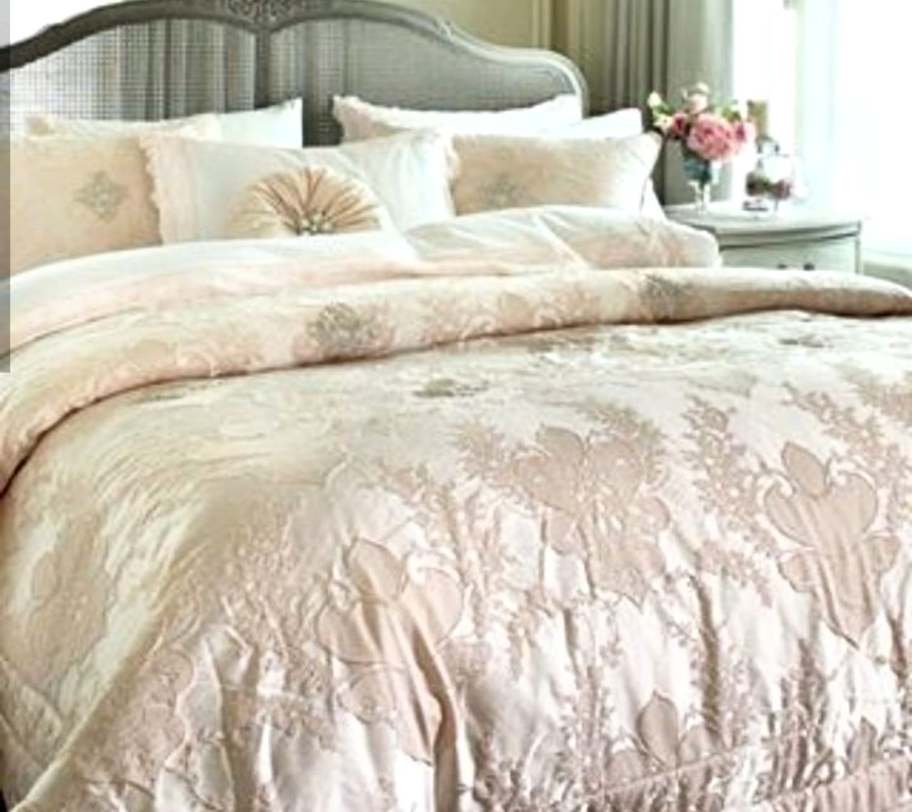 روتختی مجلسی پپرهوم