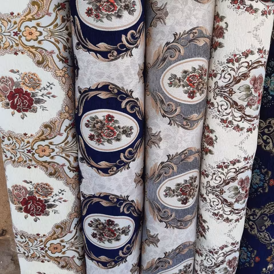 پارچه مخمل طرحدار.