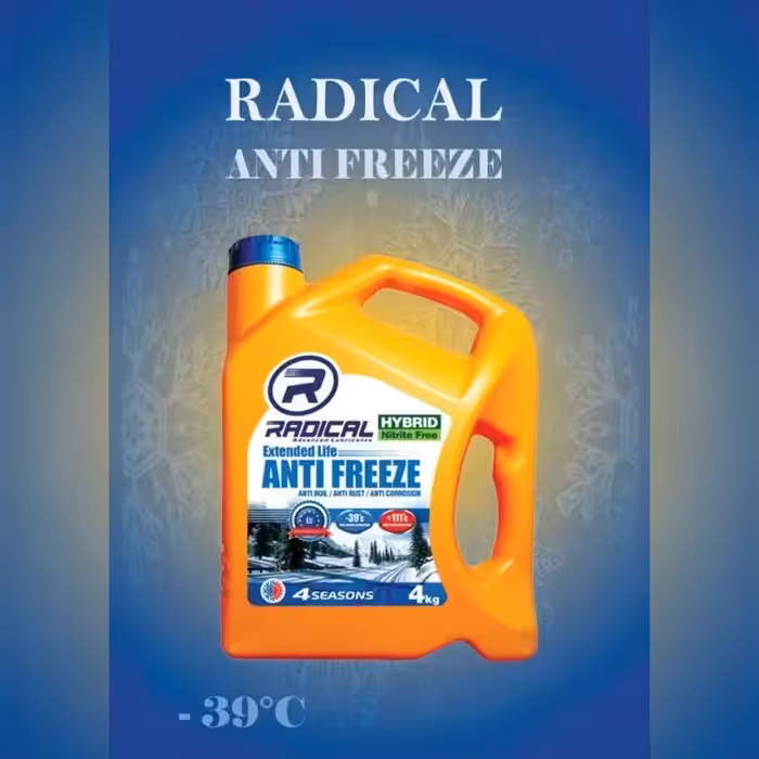 ضد یخ چهار لیتری خودرو برند رادیکال 