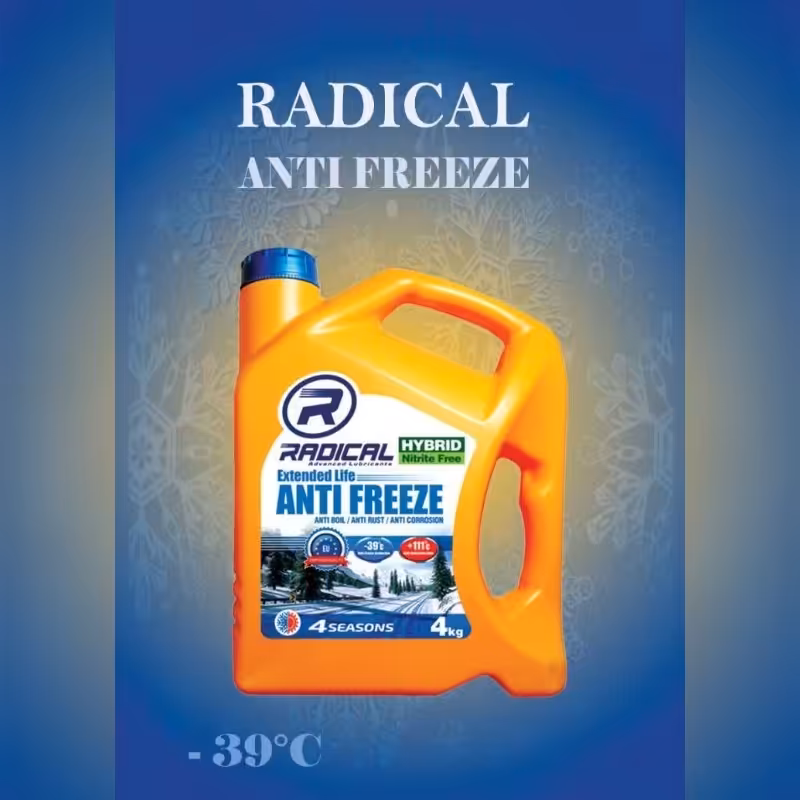 ضد یخ چهار لیتری خودرو برند رادیکال 