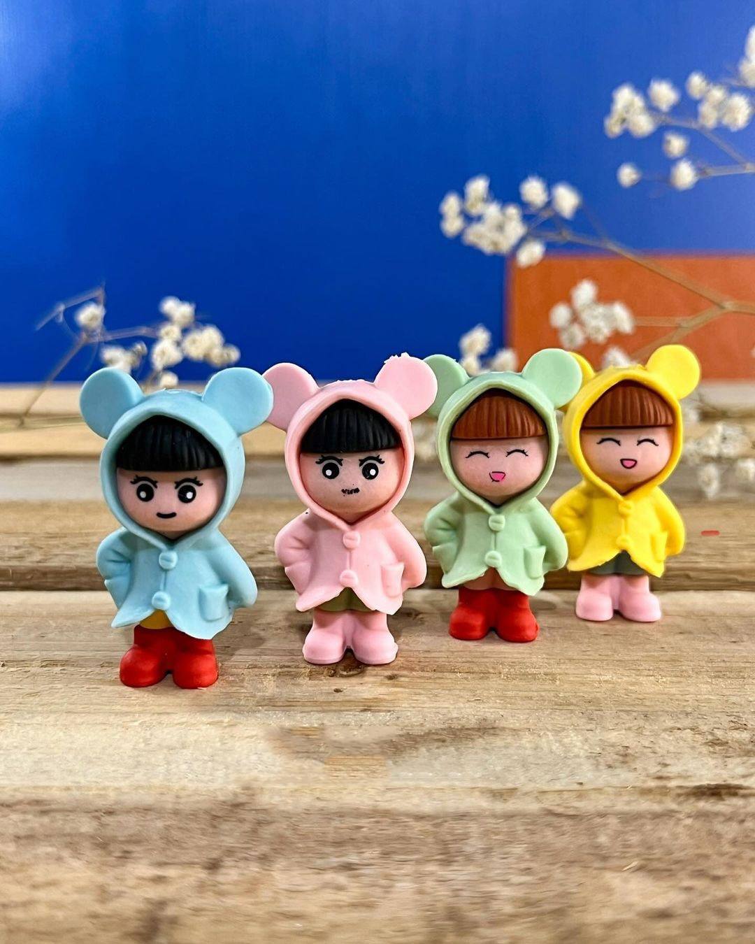 پاکن سه بعدی طرح دختر هودی پوش