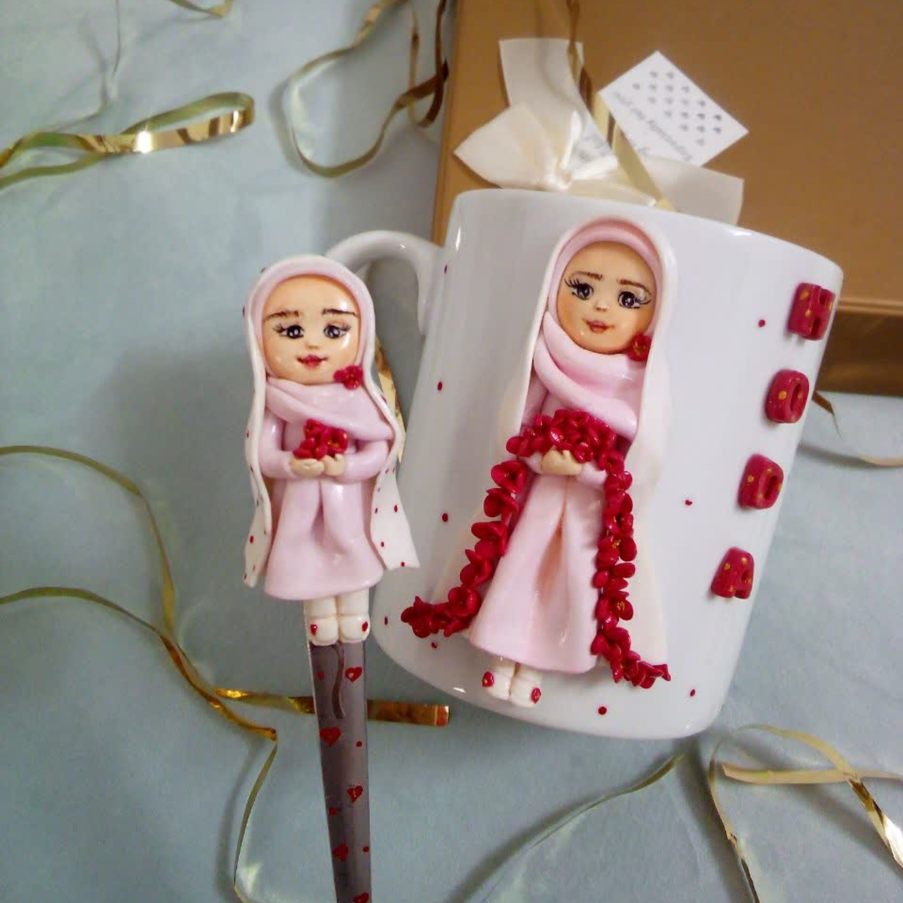 ماگ عروسکی زیبا و قاشق تزیینی عروسکی