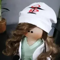 عروسک  روسی پزشک داروخانه داروساز(کلاه ثابت)