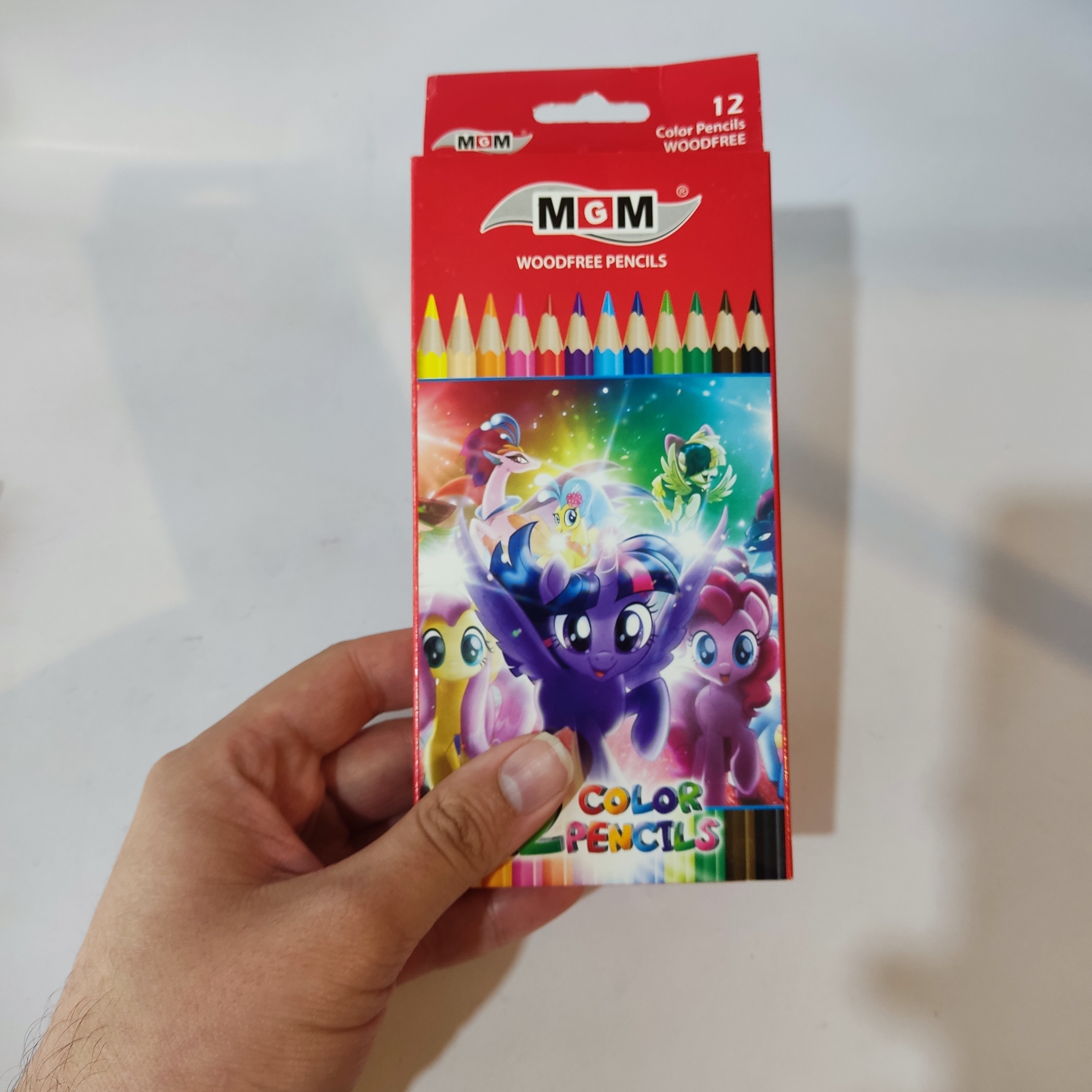 مدادرنگی 12 رنگ مقوایی درجه یک ام جی ام (mgm)(مناسب برای جوایز مدرسه)