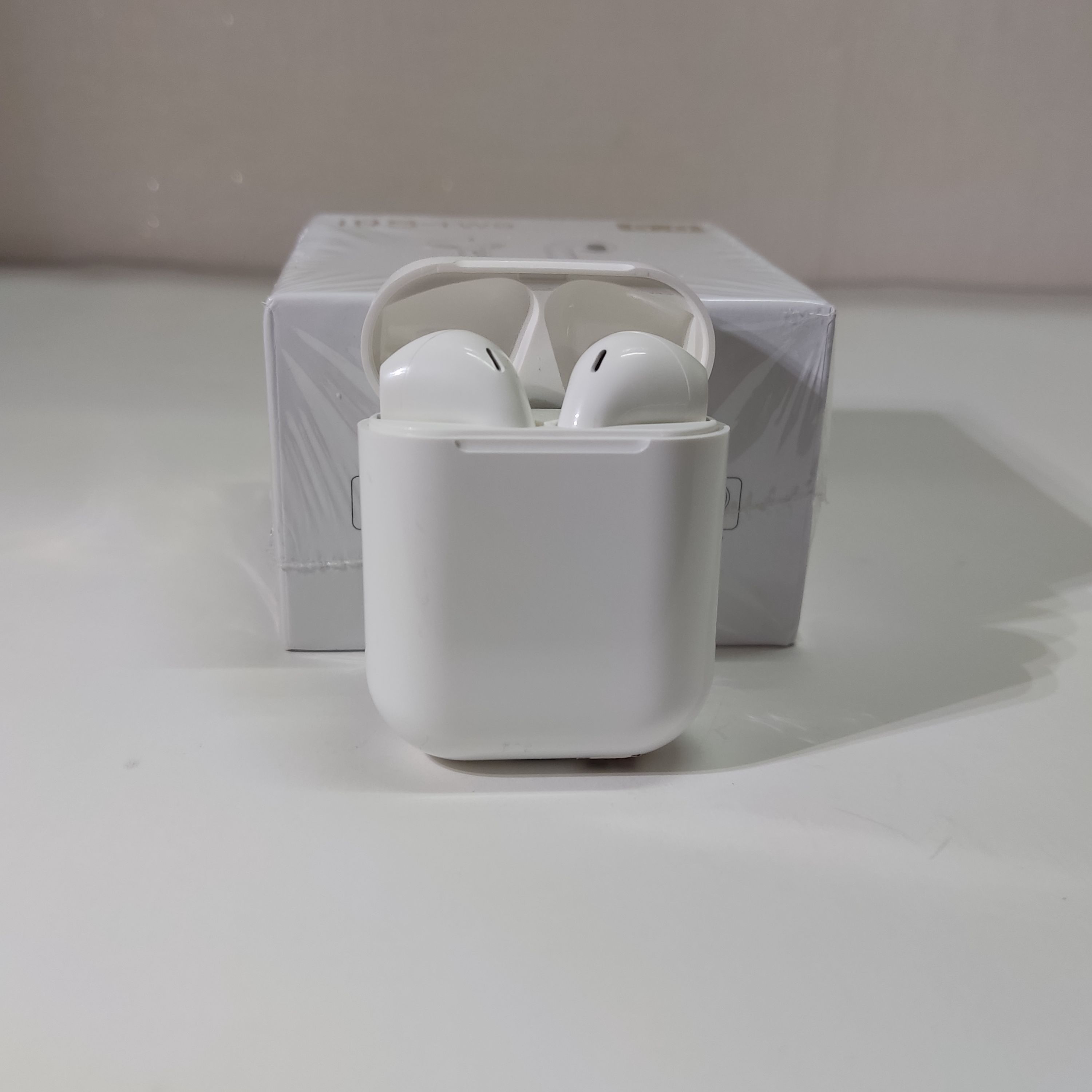 ایرپاد i9S-TWS ورژن بلوتوث 5 سفید رنگ میکرفون دار