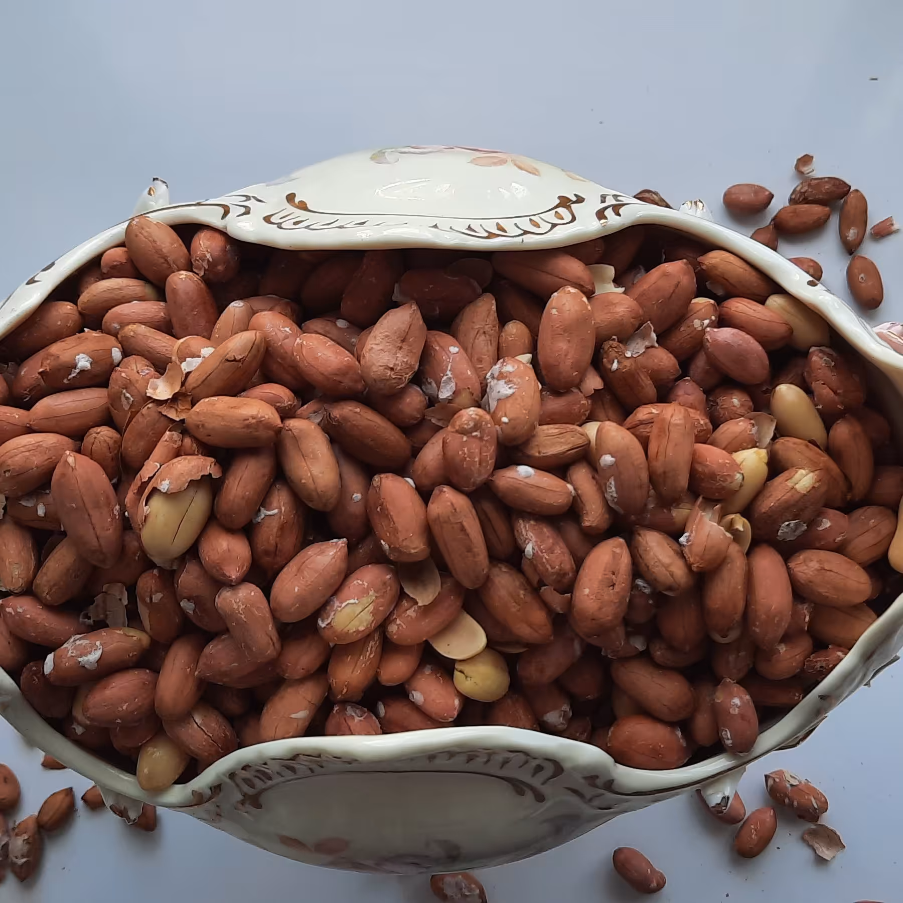 بادام زمینی آستانه(1000گرمی)