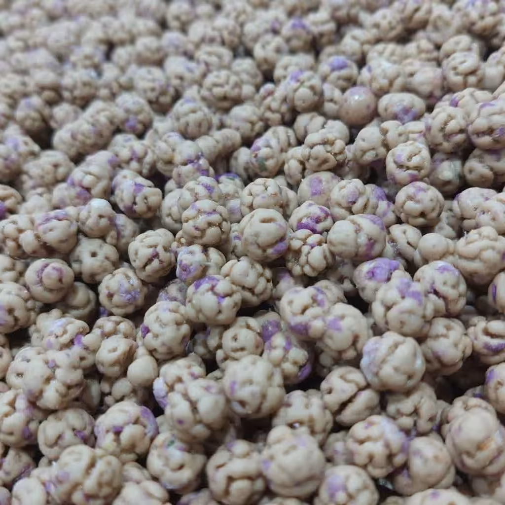 گشنیز با شکر قهوه ای 