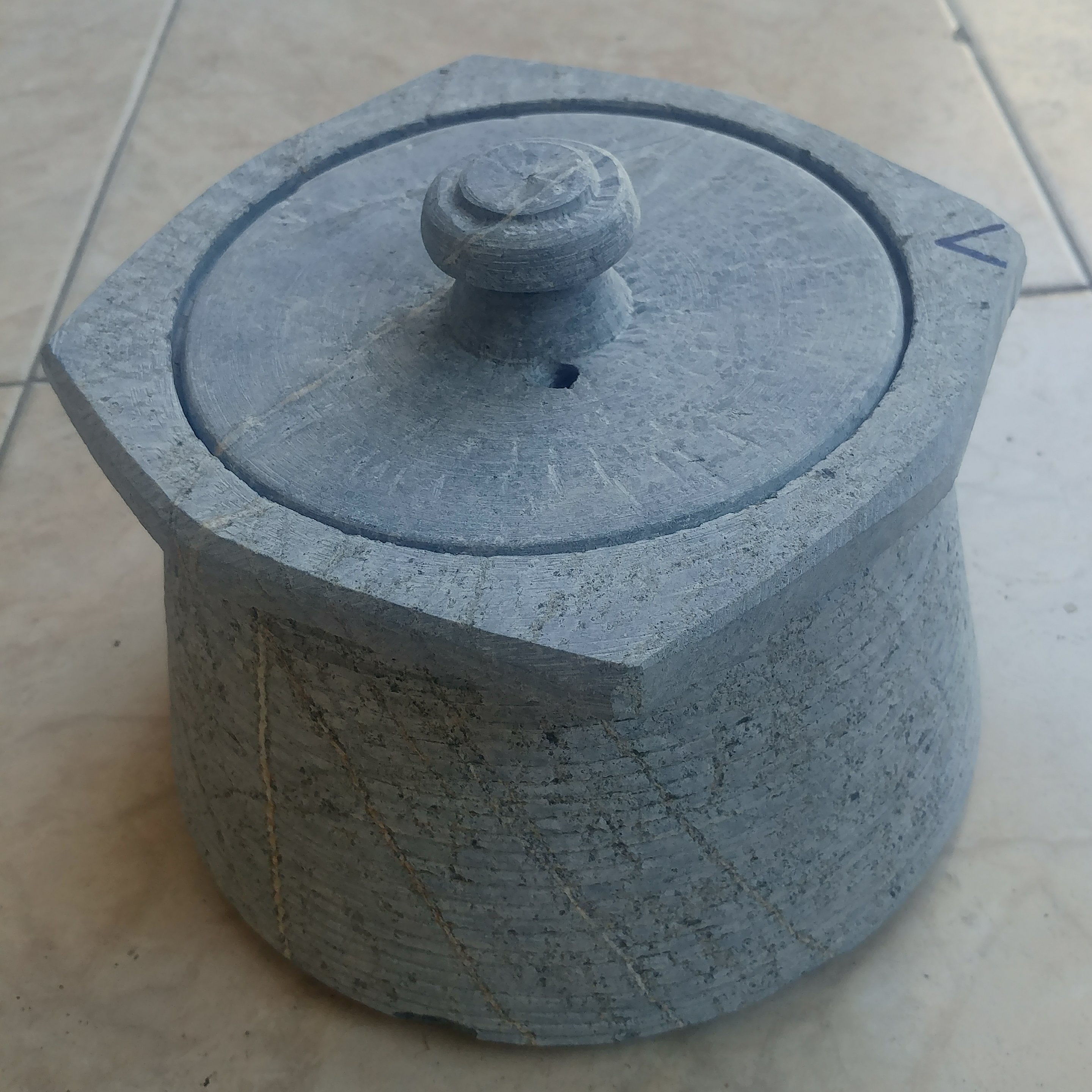 دیگ سنگی 8 نفره