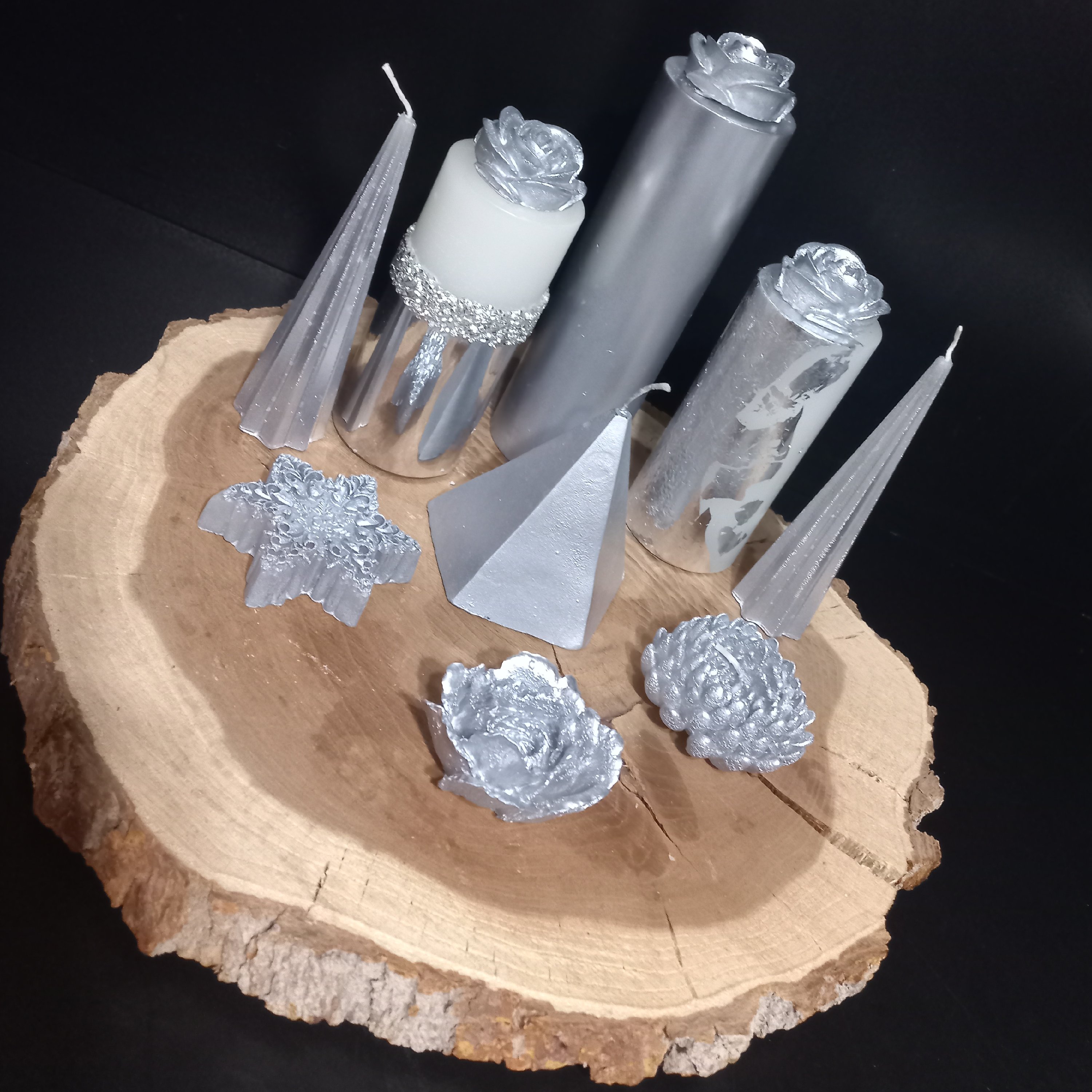 ست شمع استوانه  سفیدنقره ای 12 تایی     قطر 6 ارتفاع 20،15،10