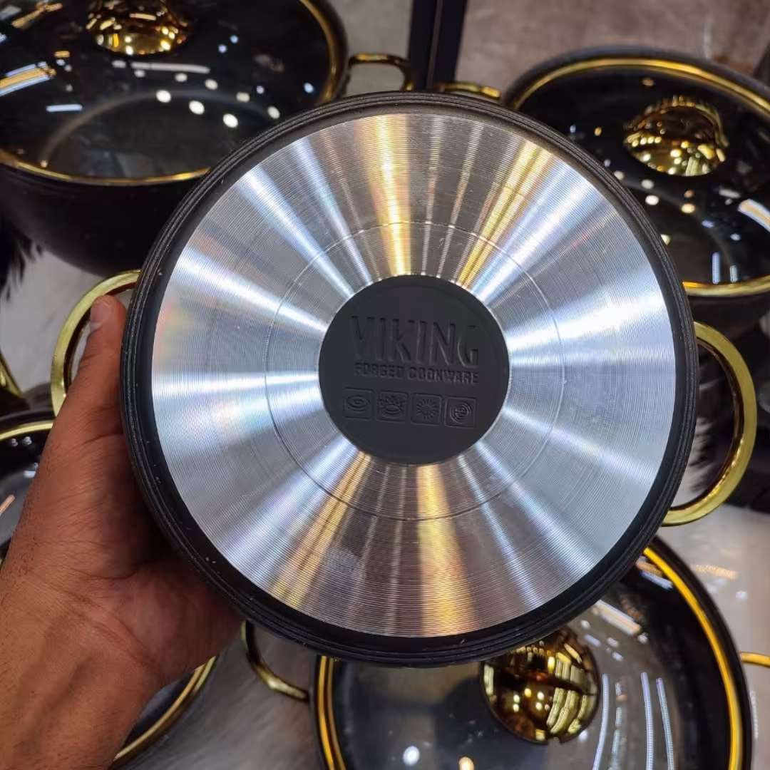 سرویس 10 پارچه وایکینگ
.دستگیره استیل طلایی

.درب پیرکس رینگ استیل طلایی

 
.دیواره بلند