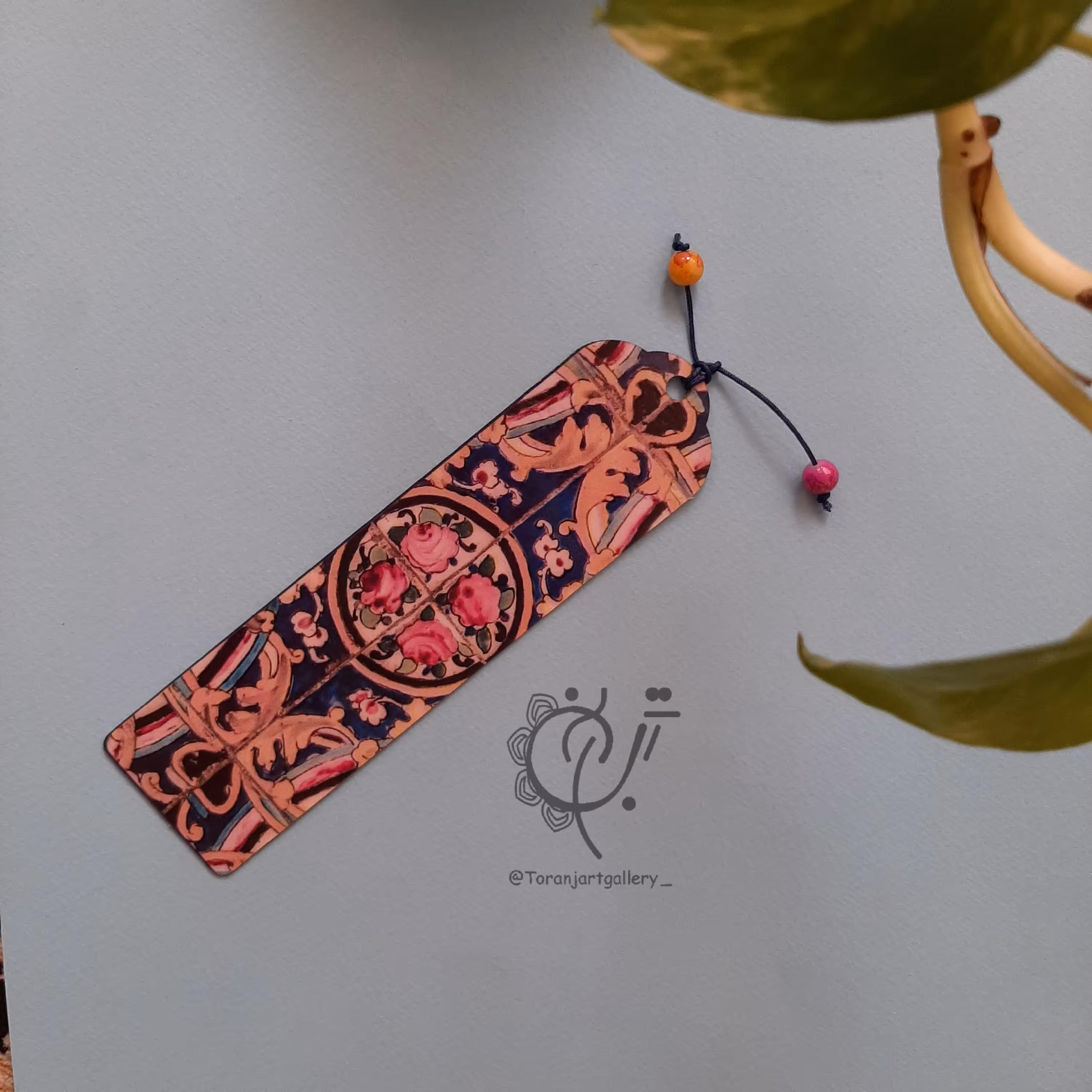 نشان کتاب  لمینت طرحای سنتی بزرگ4