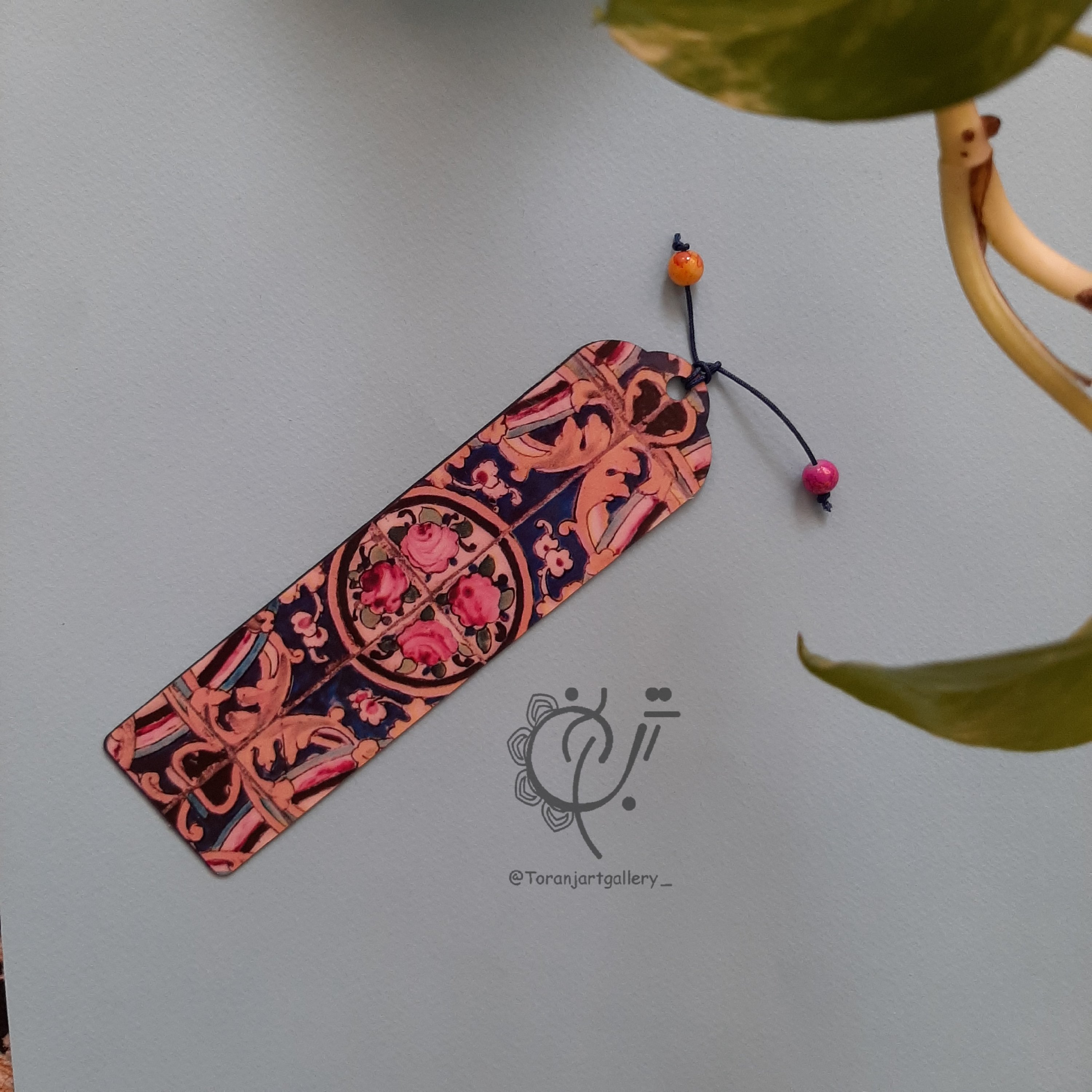 نشان کتاب  لمینت طرحای سنتی بزرگ4