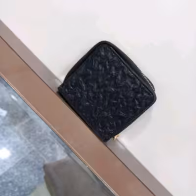 کیف پول و جاکارتی