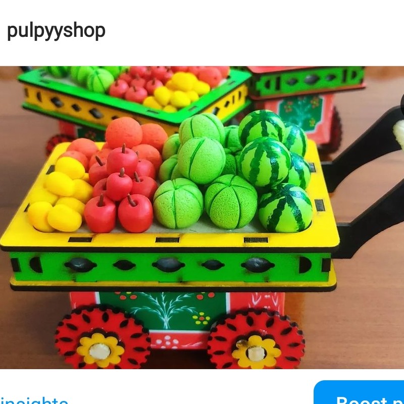 چرخ میوه دکوری با میوه های خمیری