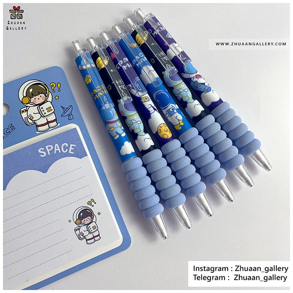 اتود To The Moon طرح فضانورد