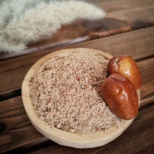 پودر سنجد اعلای در بسته بندی 1 و نیم کیلویی دو بار آسیاب شده بدون هیچ افزودنی