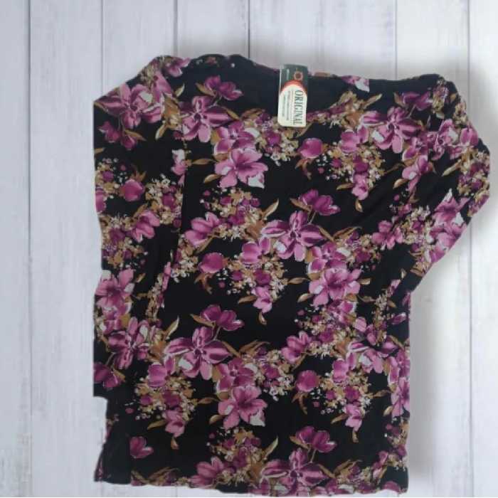 شومیز گل دار  صورتی سایز  سه زیبا 