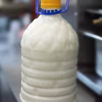 دوغ گاوی 4 لیتری سبزیجات 