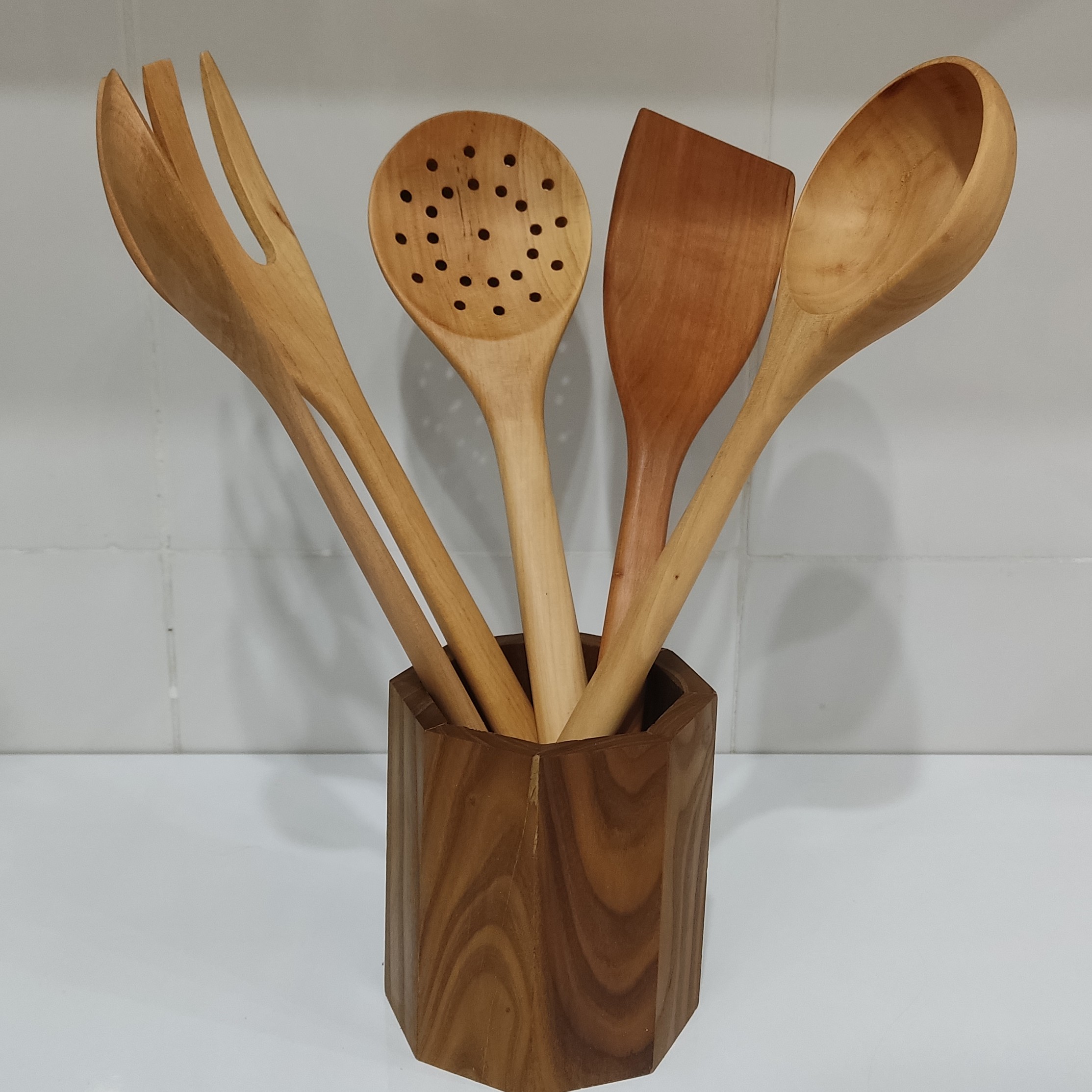 سرویس کفگیر ملاقه چوبی بلوط 2