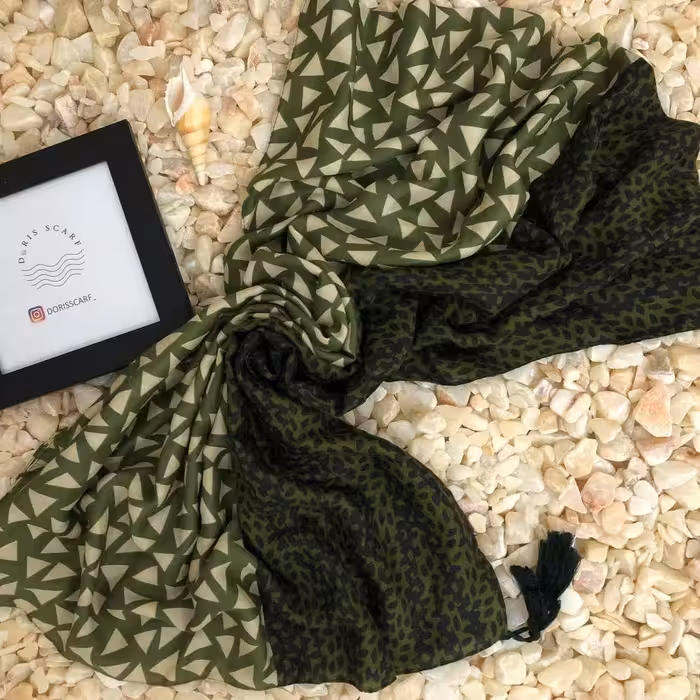 شال پاییزه ی صابونی منگوله دار