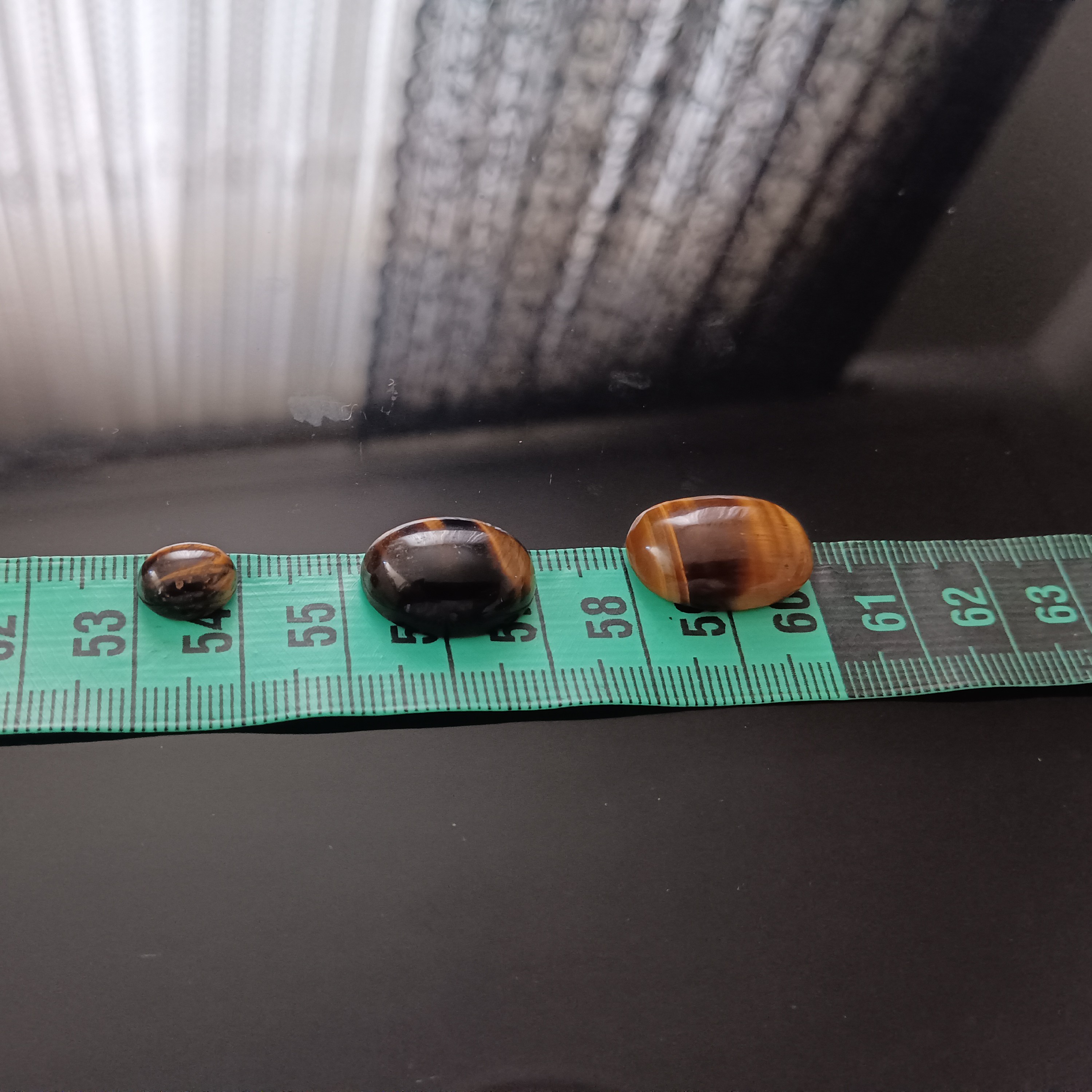 نگین چشم ببر اصل و معدنی مخصوص انگشتر مردانه و زنانه بسیار زیبا و خوشرنگ 