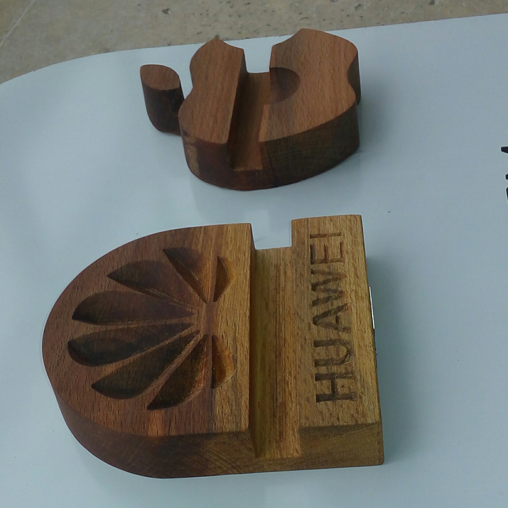 پایه نگهدارنده موبایل