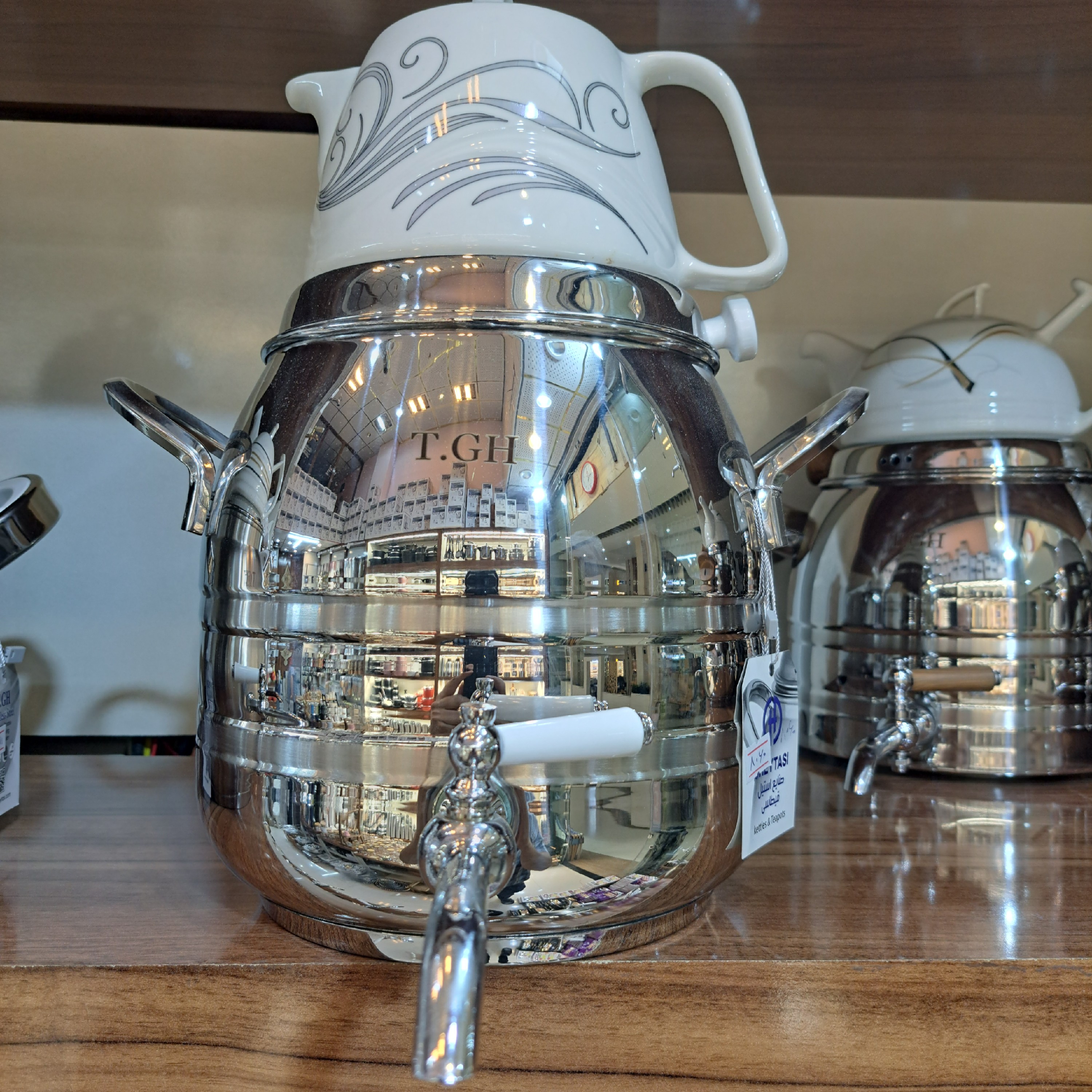 کتری قوری شیردار کد 8060 استیل براق برند قیطاسی(T.GH)