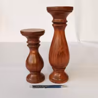 شمعدان چوبی خراطی شده با چوب روسی ست دو عددی