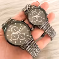 ست ساعت زنانه و مردانه مارک سیتیزن بنداستیل مشکی صفحه مشکی . طرح سه موتوره
دارای تقویم. کیفیت عالی. شش ماه گارانتی موتور