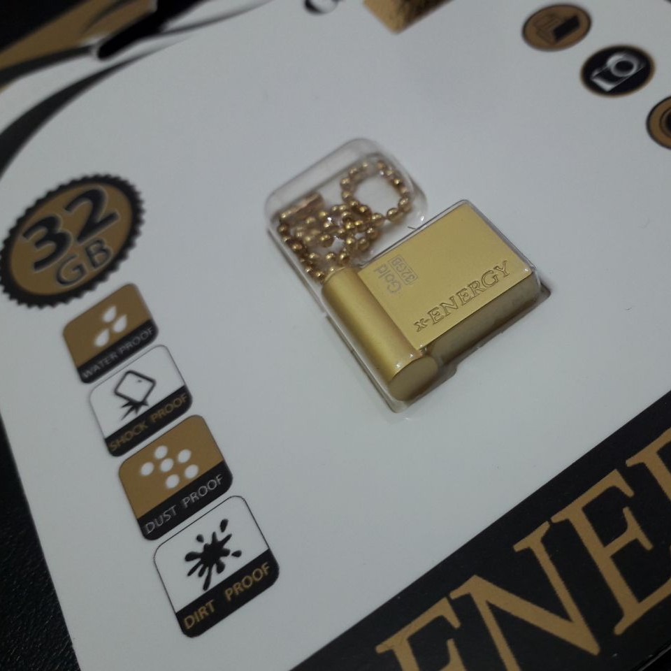 فلش  32 گیگ ایکس انرژی گلد دارای زنجیر