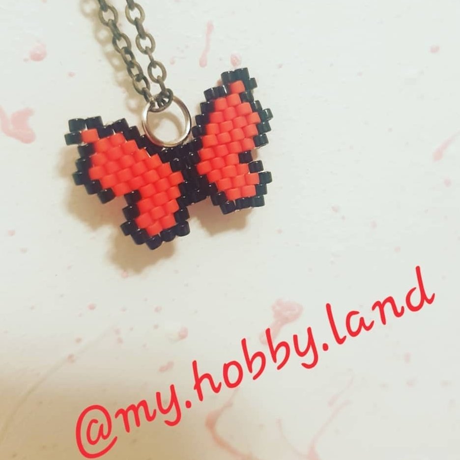 گردنبند مونجوق بافی