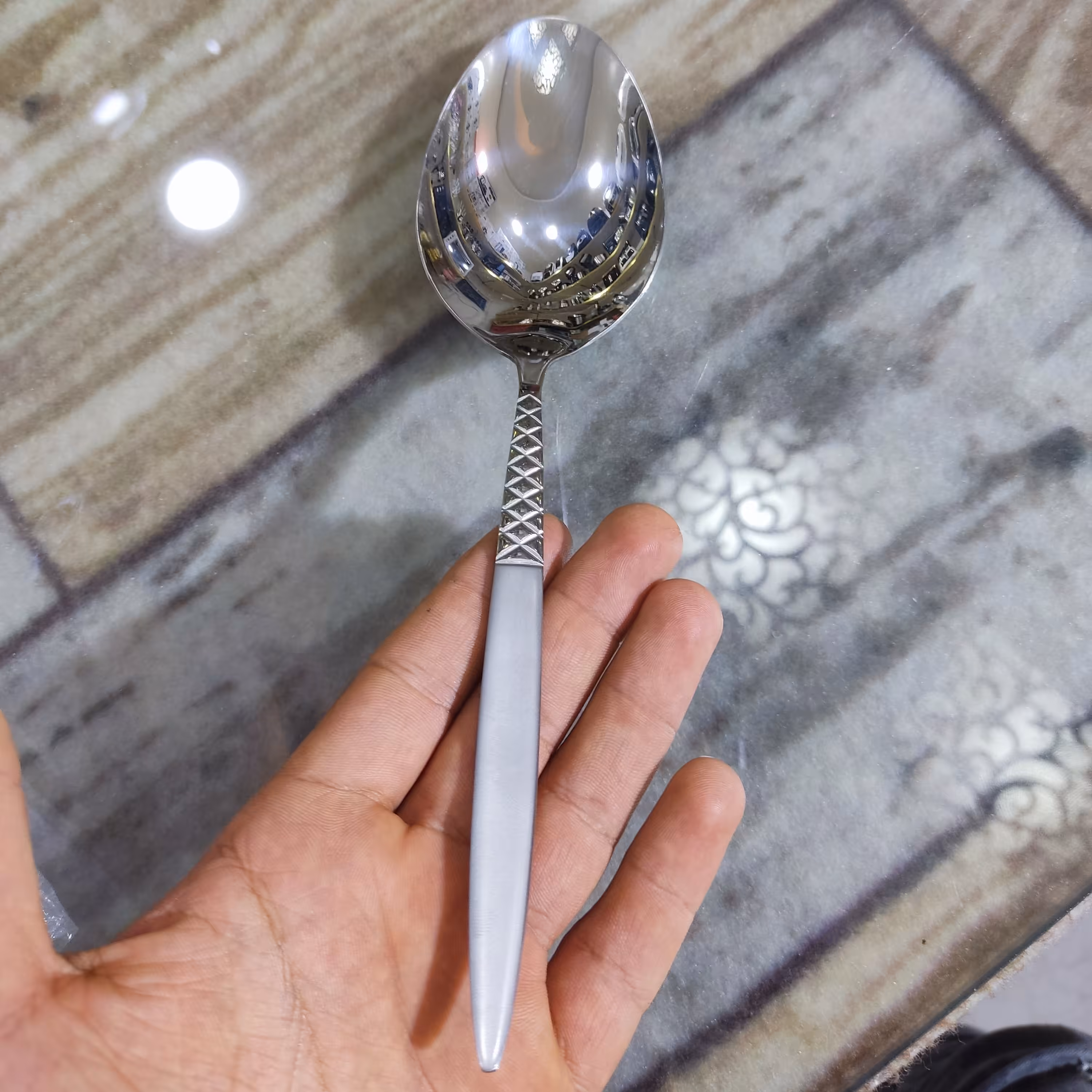 قاشق و چنگال یونیک فله طرح ولز