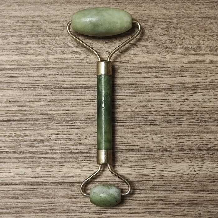 ماساژور دستی مدل جیدرولر سنگ یشم