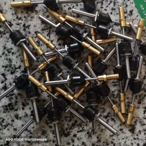 سوزن رگلاتورگازef7 بوش cng بوبین سیاه یا بوبین قرمز مدلهای 88 الی 97