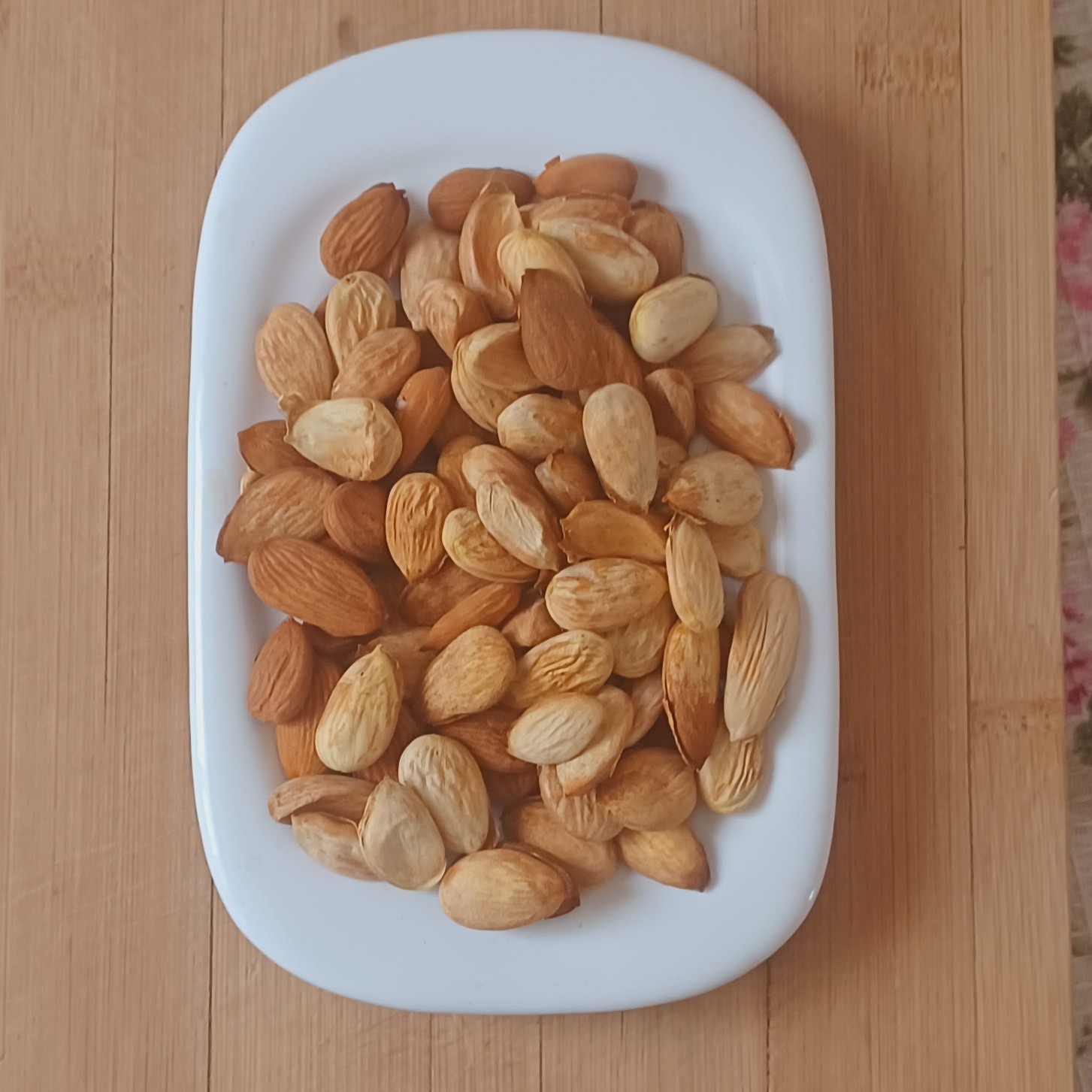 مغزبادام امسالی