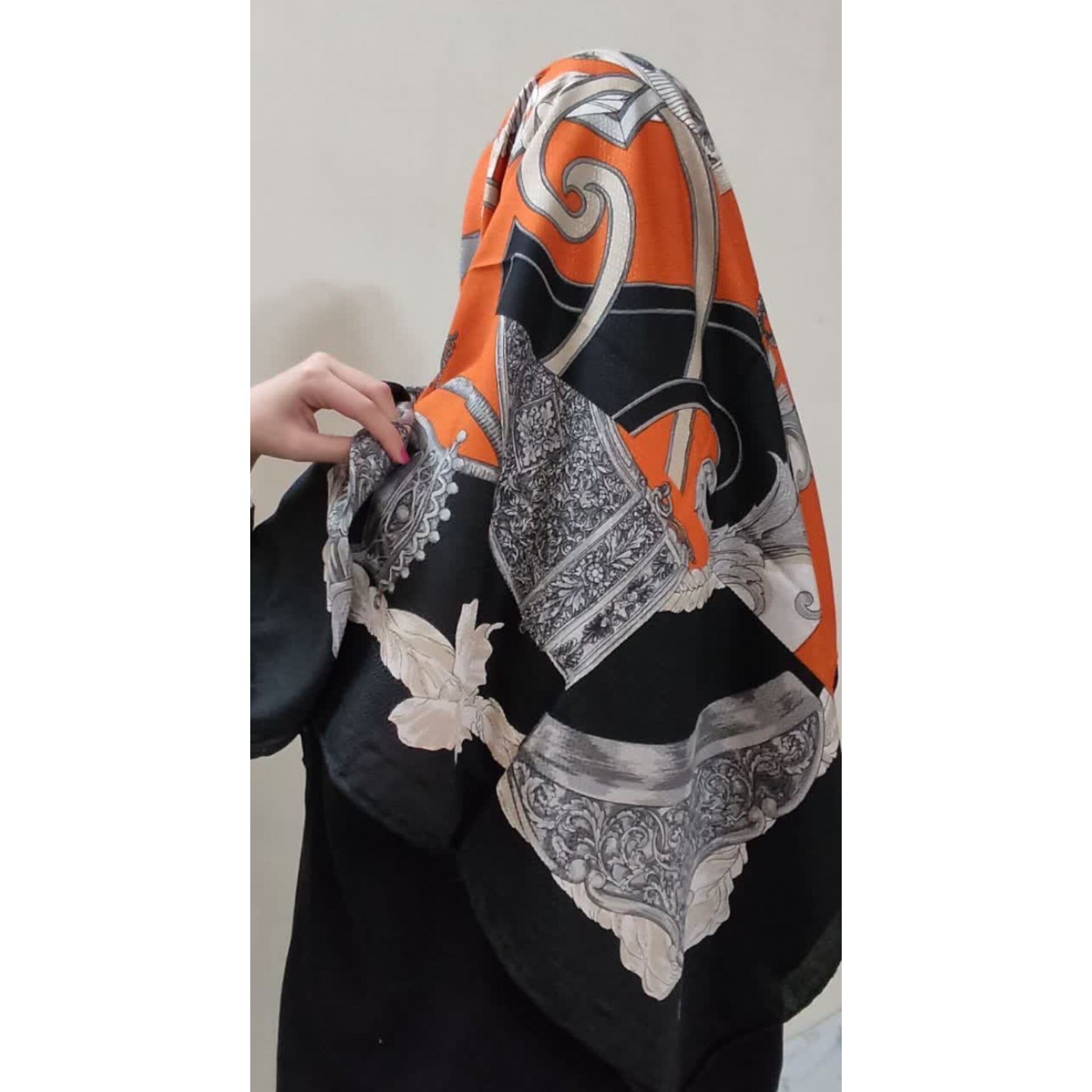 روسری نخی قواره 140 دور دست دوز