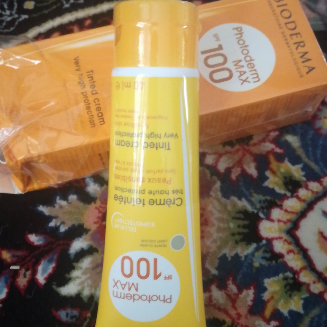 ضد افتاب بیو درما100رنگی