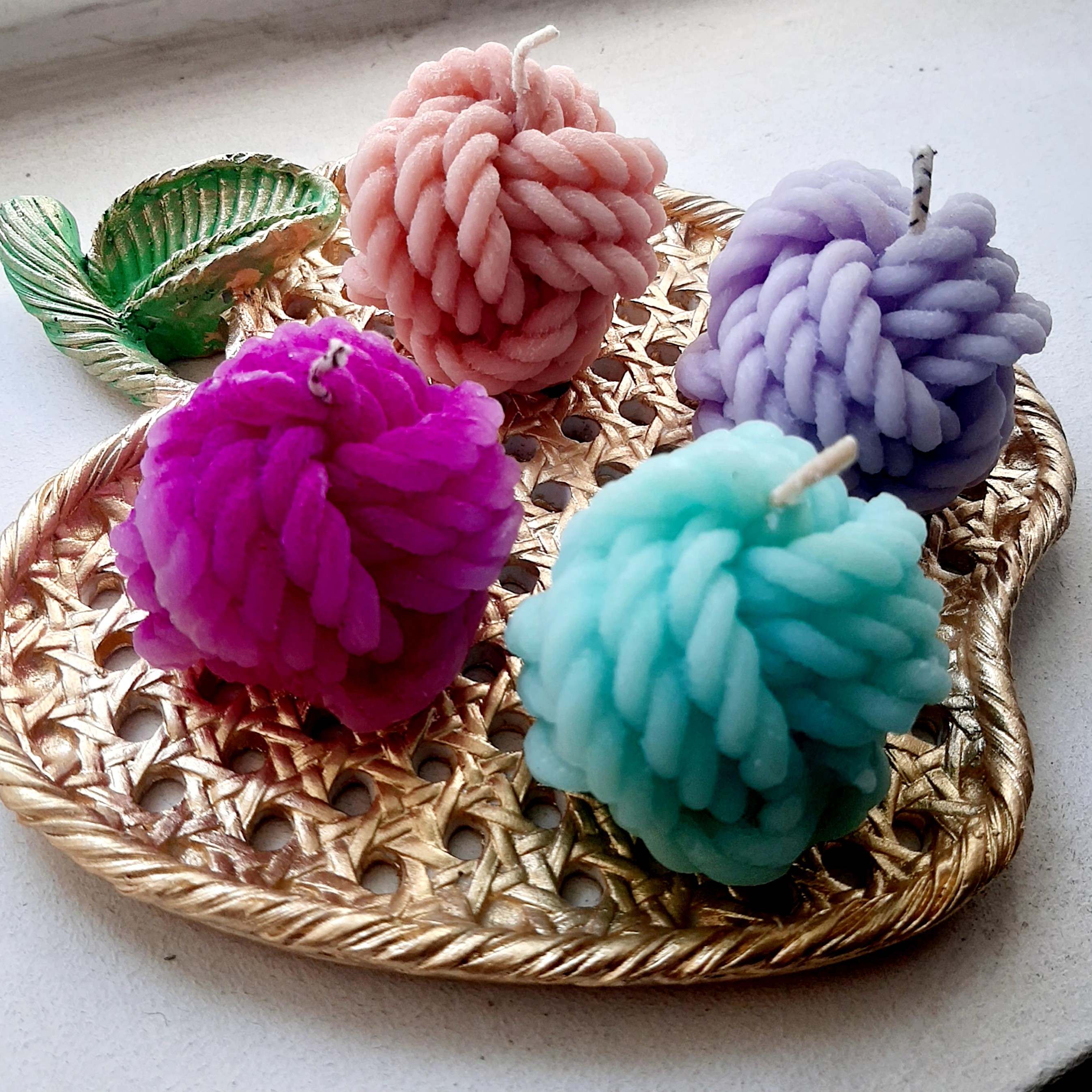 شمع کاموا در رنگهای متنوع