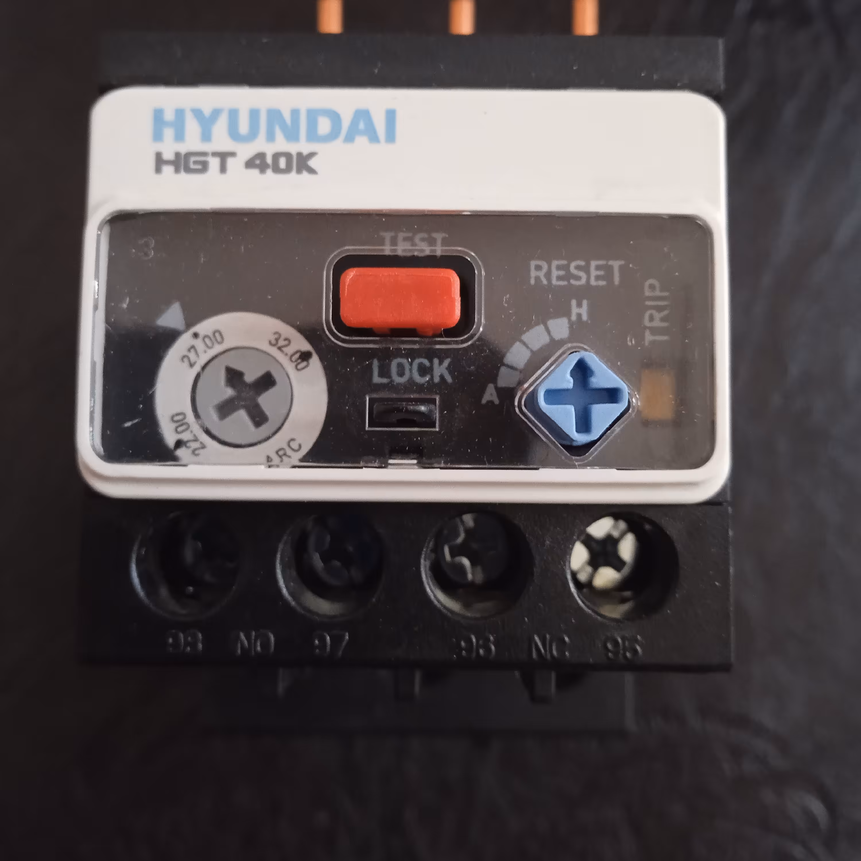 بی متال هیوندای 22تا 32آمپر مدلHGT40Kنوبدون کارتن