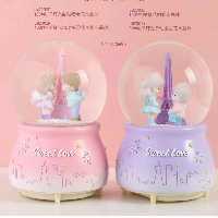 گوی موزیکال پمپی،  چراغ دار،وارداتی ،کیفیت عالی،سایز بزرگ ،تک جعبه،مانند تصویر