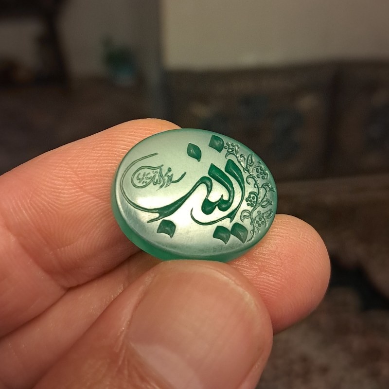 نگین حکاکی شده  انگشتر هنر دست