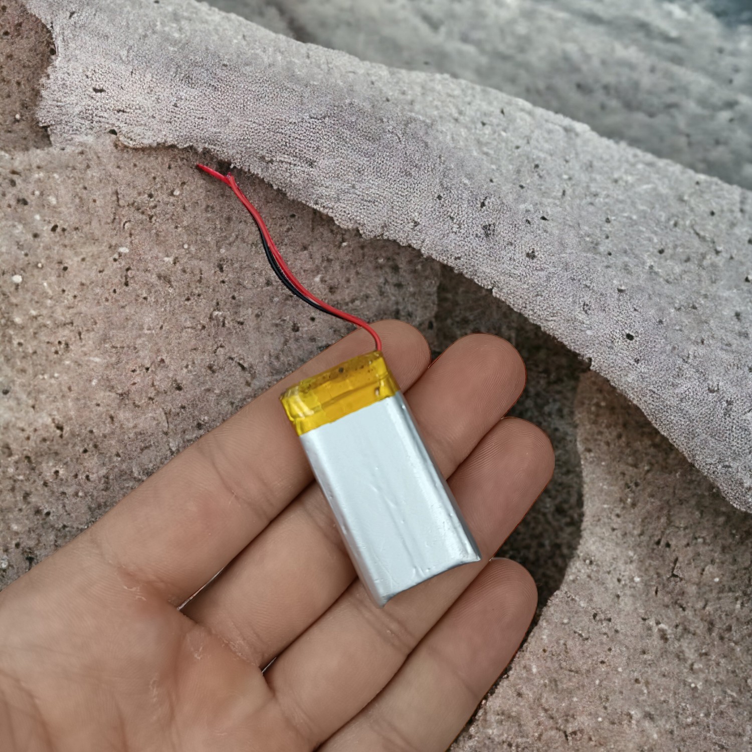 باتری لیتیومی 630 میلی آمپر قابل شارژ بسته 1 عددی