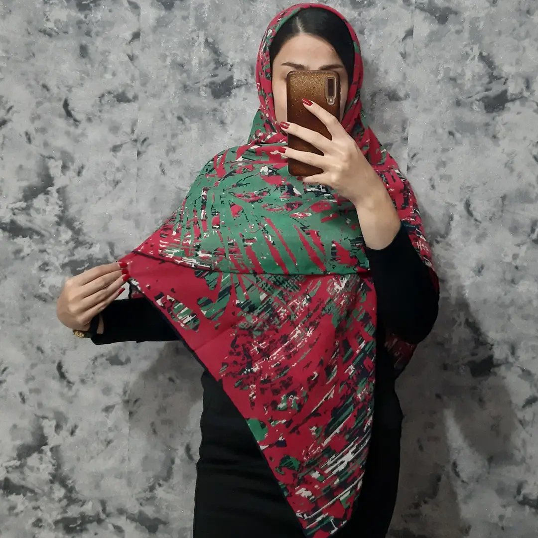 روسری نخ اسلپ قواره 140 سرخابی سبز دور دست دوز